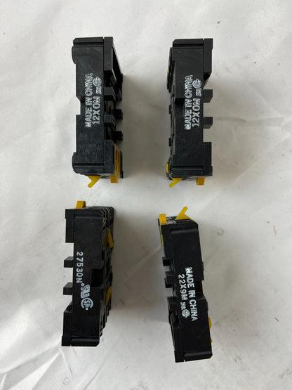 Omron P2CF-08-E Relay Socket 8-Pin DIN Rail Screw Terminal Lot 4pcs Spare Units