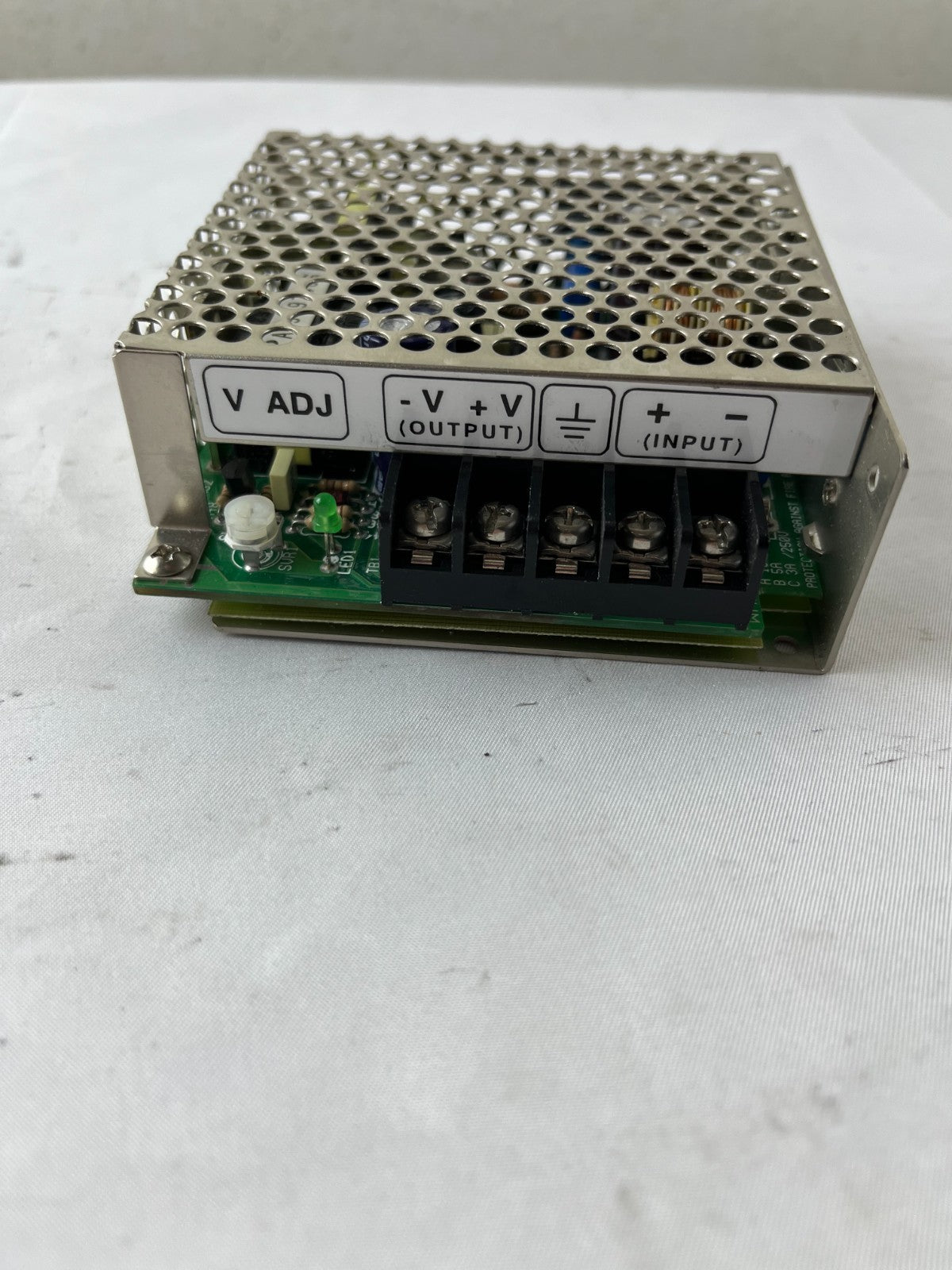 Mean Well Switchbox SD-25B-24 DC-DC Converter 24V 1.1A 24VDC Input 19–36V Used