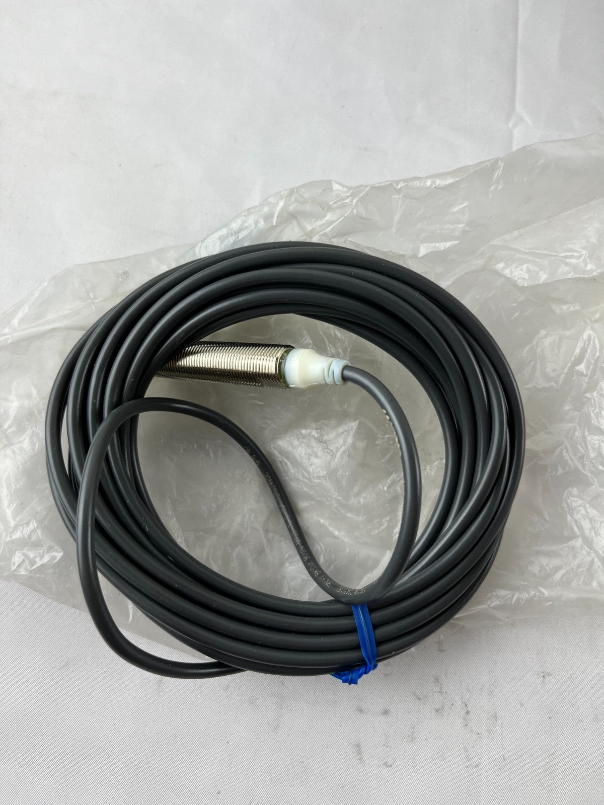 Omron E2A-M12LS04-WP-C1 Inductive Proximity Sensor 12-24VDC 5m New Spare Unit