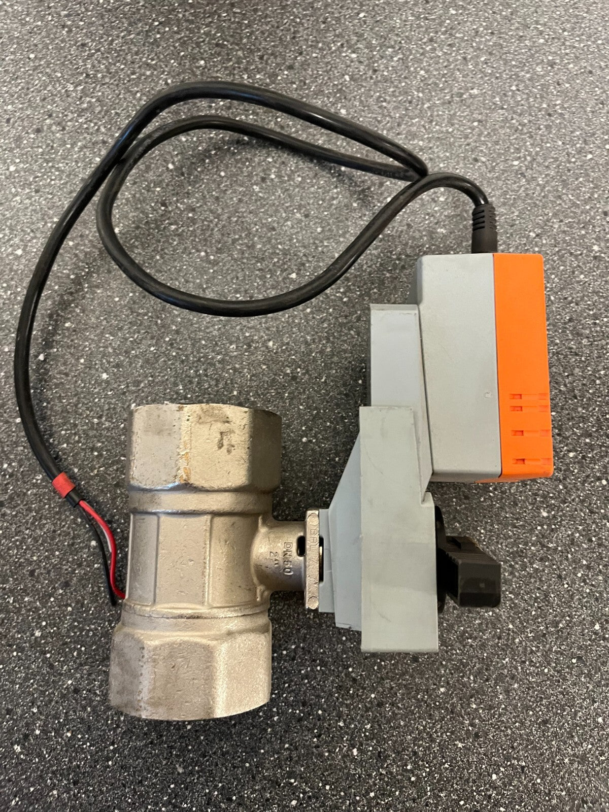 Belimo NRQ24A-SR Rotary Actuator with Valve 24VAC/DC 8Nm Modulating Damper