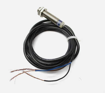 Telemecanique XS612B1PAL2 Inductive Sensor M12 Brass 12-48V DC Sn 4mm New
