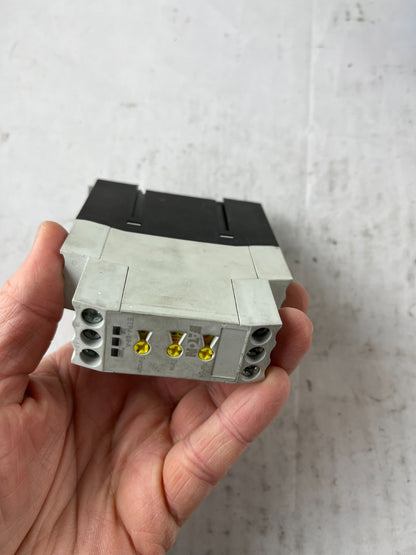 Eaton ETR4-69-A XTTR6A100H69B Multifunction Timer Relay 24–240V AC/DC Spare