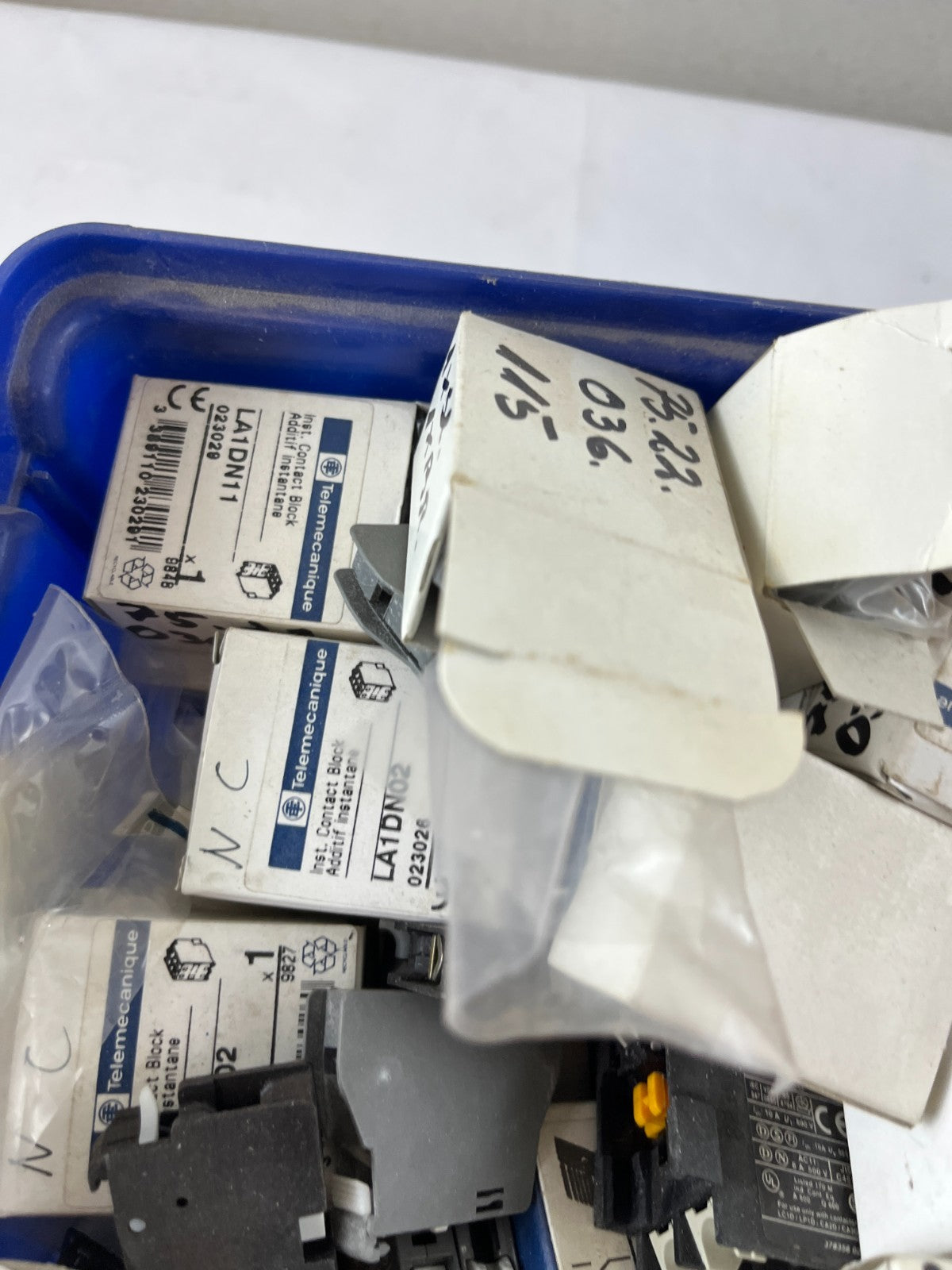 Telemecanique ABB Auxiliary Contact Blocks Mixed Lot LA1DN11 LA1DN02 CA5