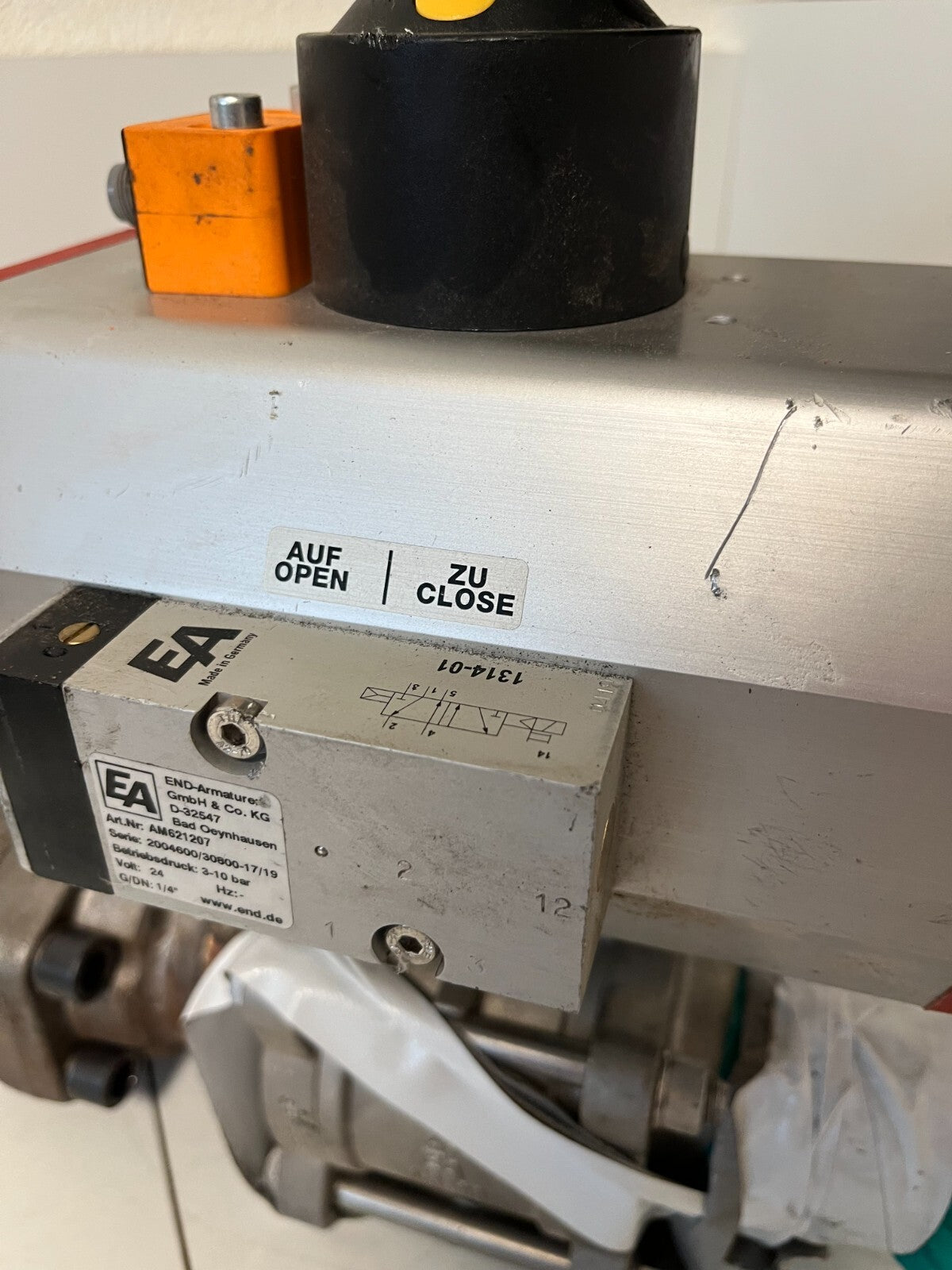 END-Armaturen ZA310367 DN50 Pneumatic Ball Valve PN64 SS PTFE Double Acting