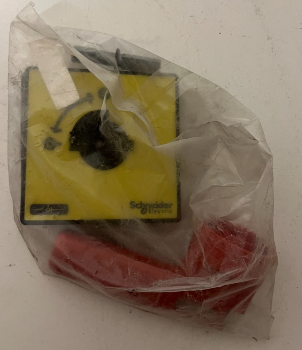 Schneider Electric Rotary Disconnect Switch Industrial Safety Wall Mount New