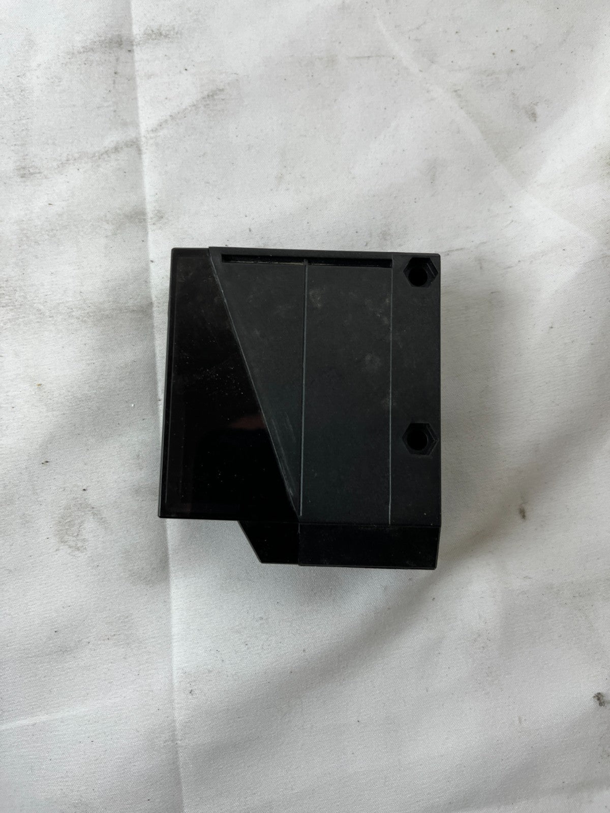 Omron E3JM-R4M4T-G Photoelectric Sensor Switch 24-240VAC/DC Used China Made