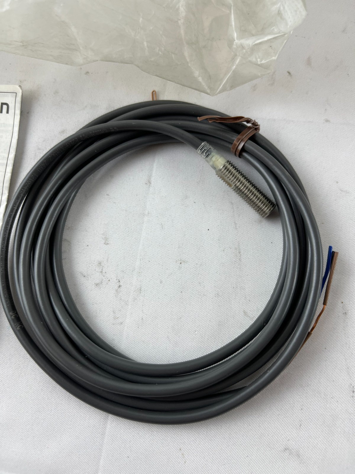 Omron E2EG-X1R5C2 Proximity Switch 12-24VDC 1.5mm 2m Cable New Spare Unit