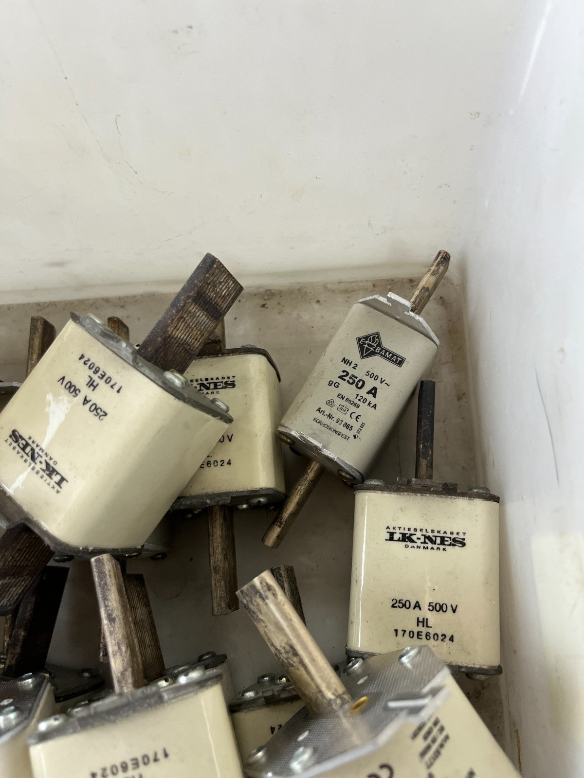 Bussmann Damat NH 250A 500V HL GG Fuses Lot Of Approx 20 Used Spare Units