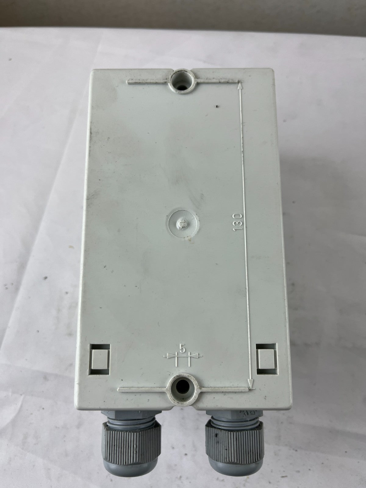 Allen-Bradley 140-MN-0630 Manual Motor Starter 4–6.3A 3-Pole in Enclosure Used
