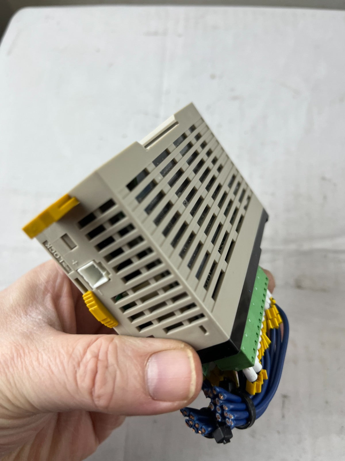 Omron CPM2C-20CDR-D Programmable Controller CPU 12x DC Inputs 8x Relay Outputs