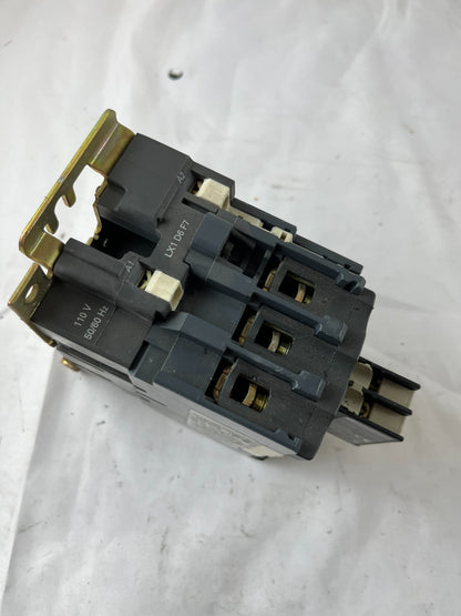Telemecanique LC1 D65 Contactor 80A 1000V 3P w/ LA1 DN11 Aux Block Used Spare