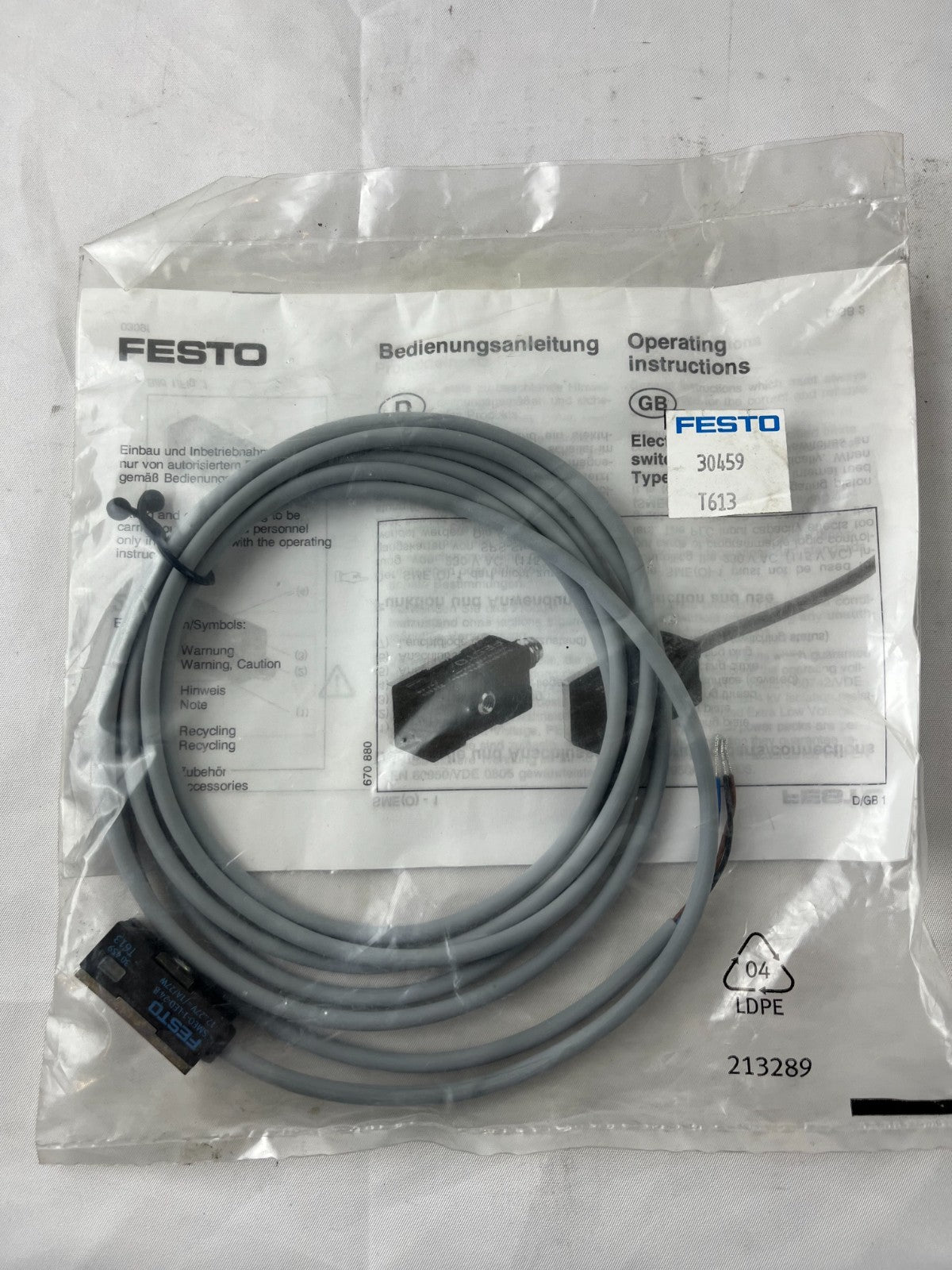FESTO SME-8 Proximity Sensor NEW 30459 T613 Magnetic Reed LED 5-30V AC/DC