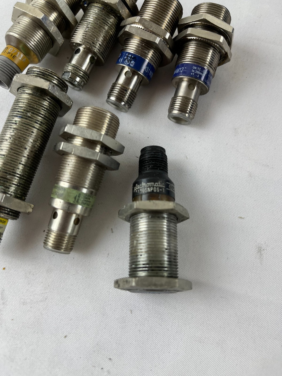 Lot of 7x Inductive Proximity Sensors M18 Mixed Brands Omron Telemecanique