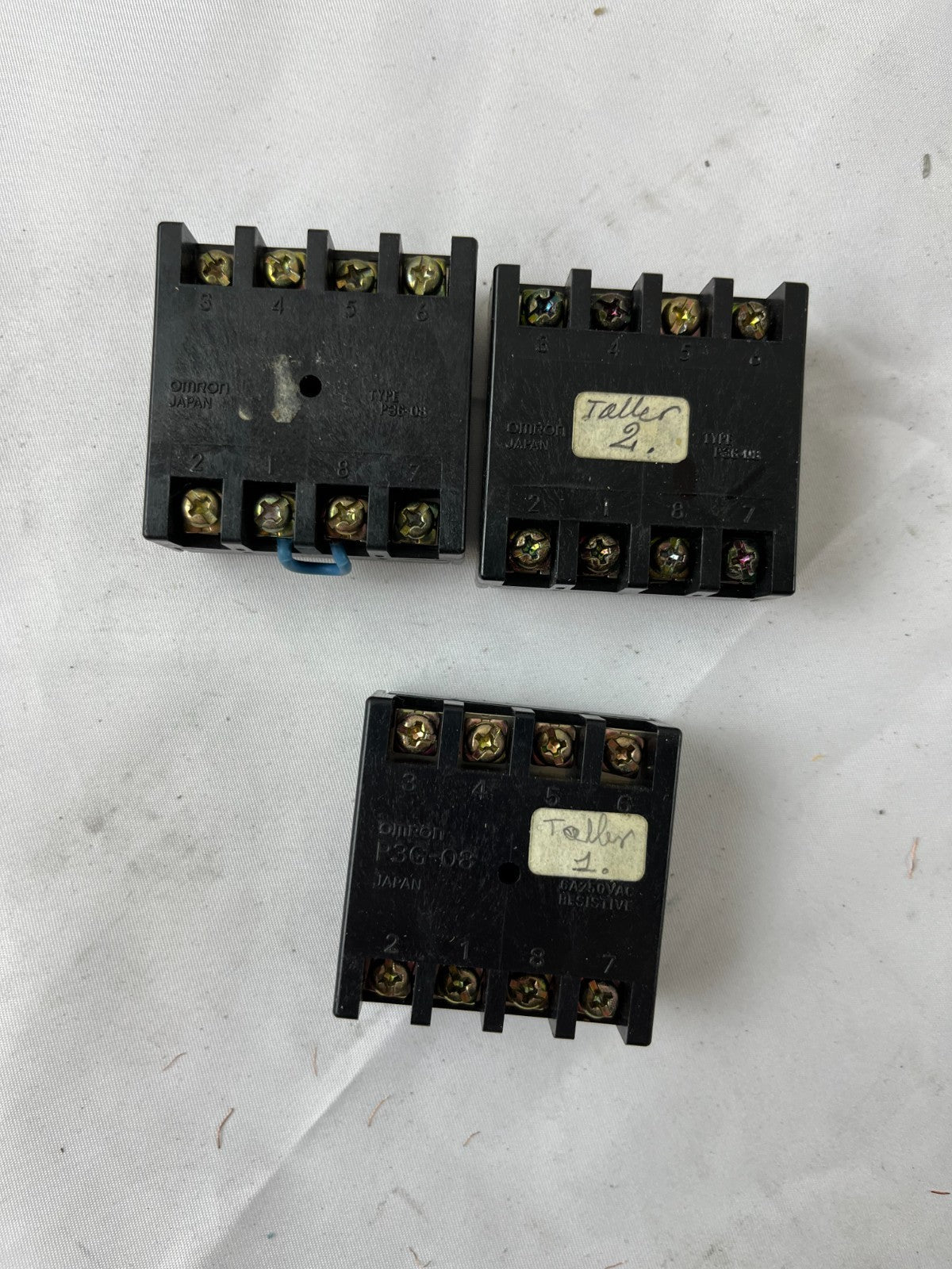 Omron P3G-08 Relay Socket 8-Pin Panel Mount Screw Terminal Lot 3pcs Spare Units