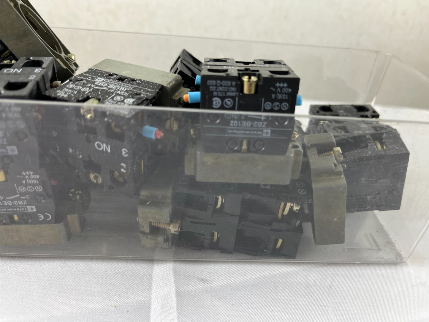 Mixed Lot Telemecanique ZB2-BE Contact Blocks NO NC 22mm Used Spare Parts