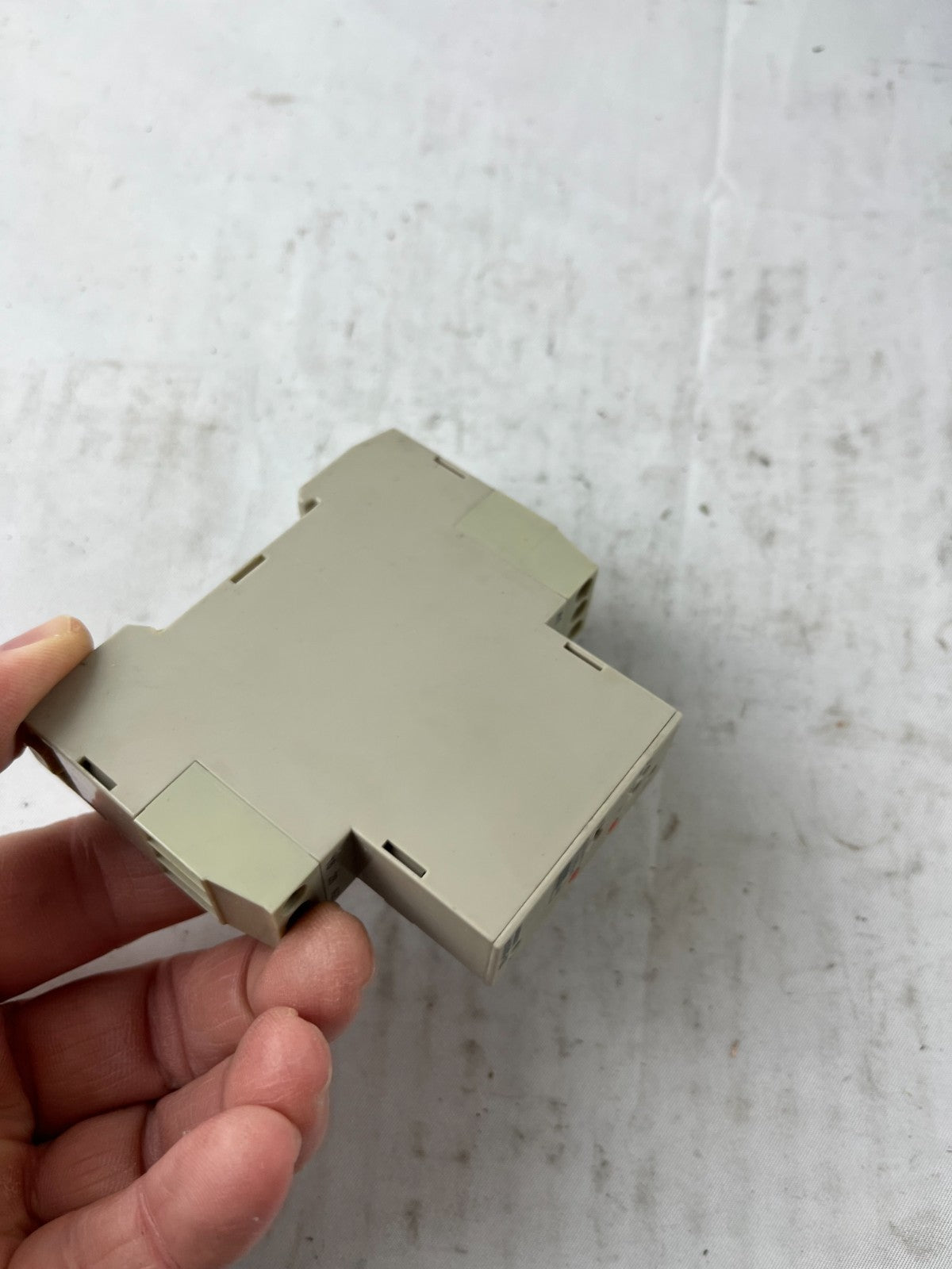 Omron H3DS-GL Timer Relay 24-230VAC 24-48VDC DIN Rail Used Spare Unit