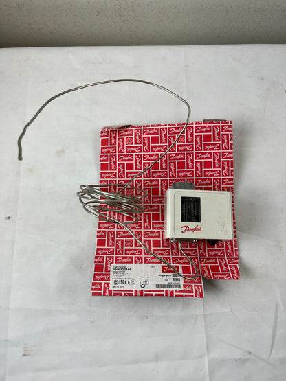 Danfoss KP77 Thermostat 060L112166 Capillary Temperature Controller New Danish