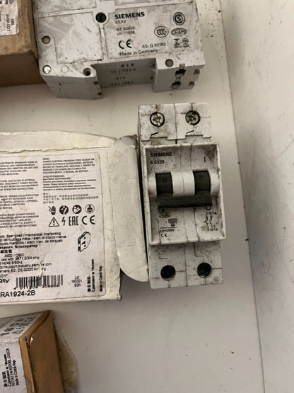 Siemens Industrial Automation Bundle – 7 pcs – New Open Box - Breakers Blocks