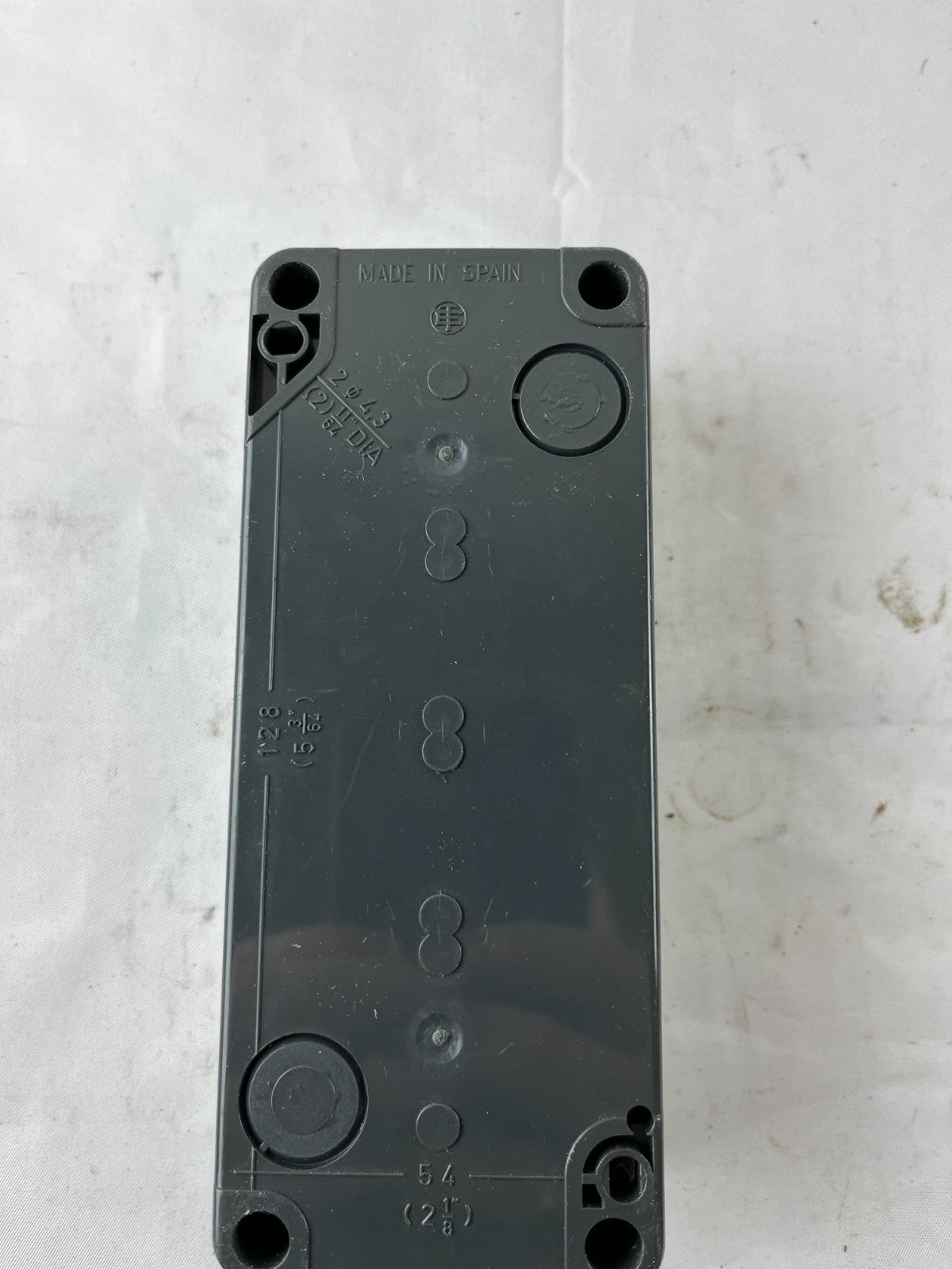 Telemecanique XALD04 Empty 4‑Hole Push Button Enclosure 22 mm, Used Spare Unit