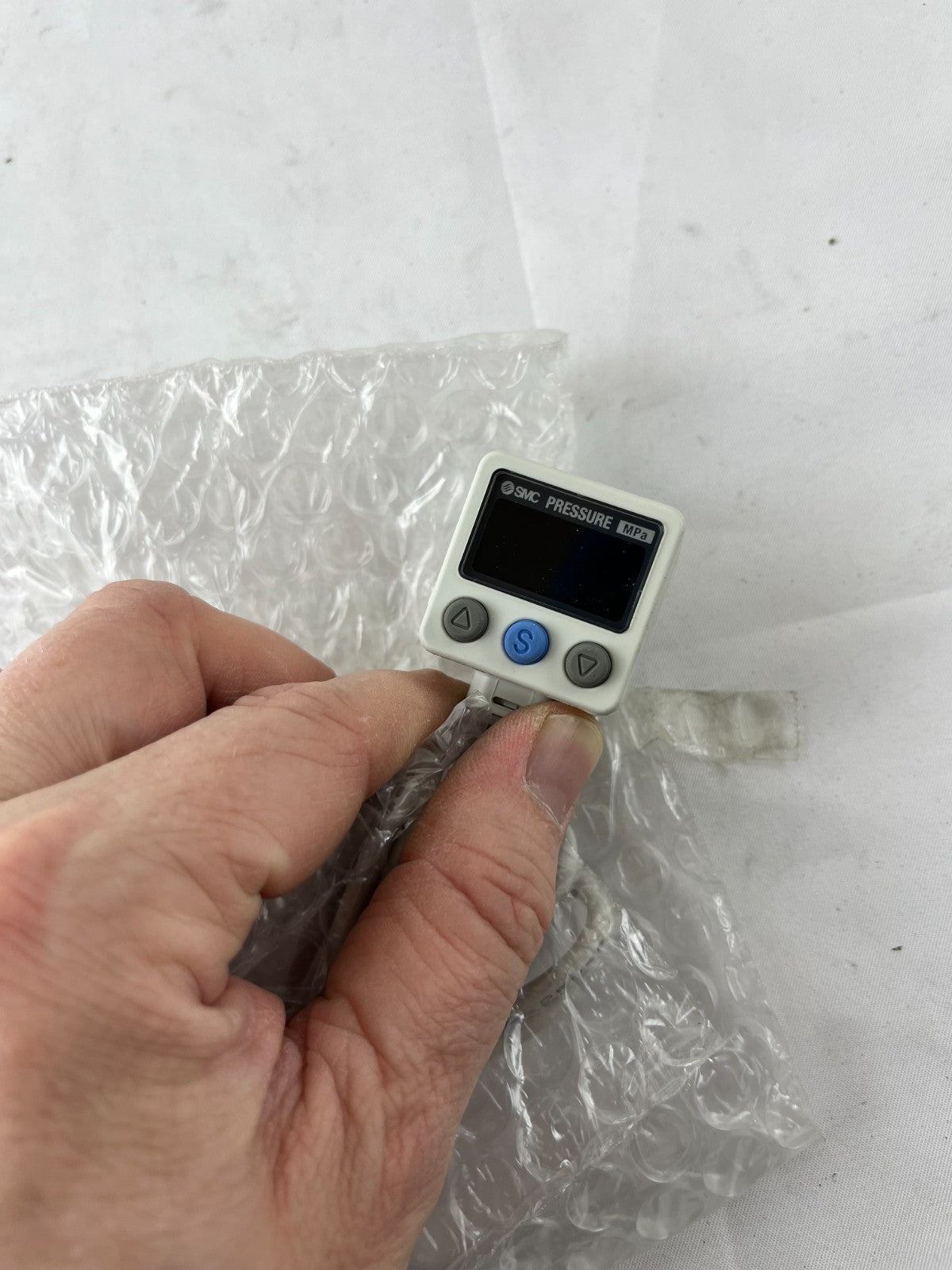 SMC ISE40A-01-R Digital Pressure Switch 1/8 BSPT 1MPa Analog Out NEW Japan