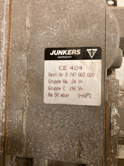 Junkers Bosch CE 424 Gas Controller Valve PN:8747003020 NOS ZR/ZSR/ZWR