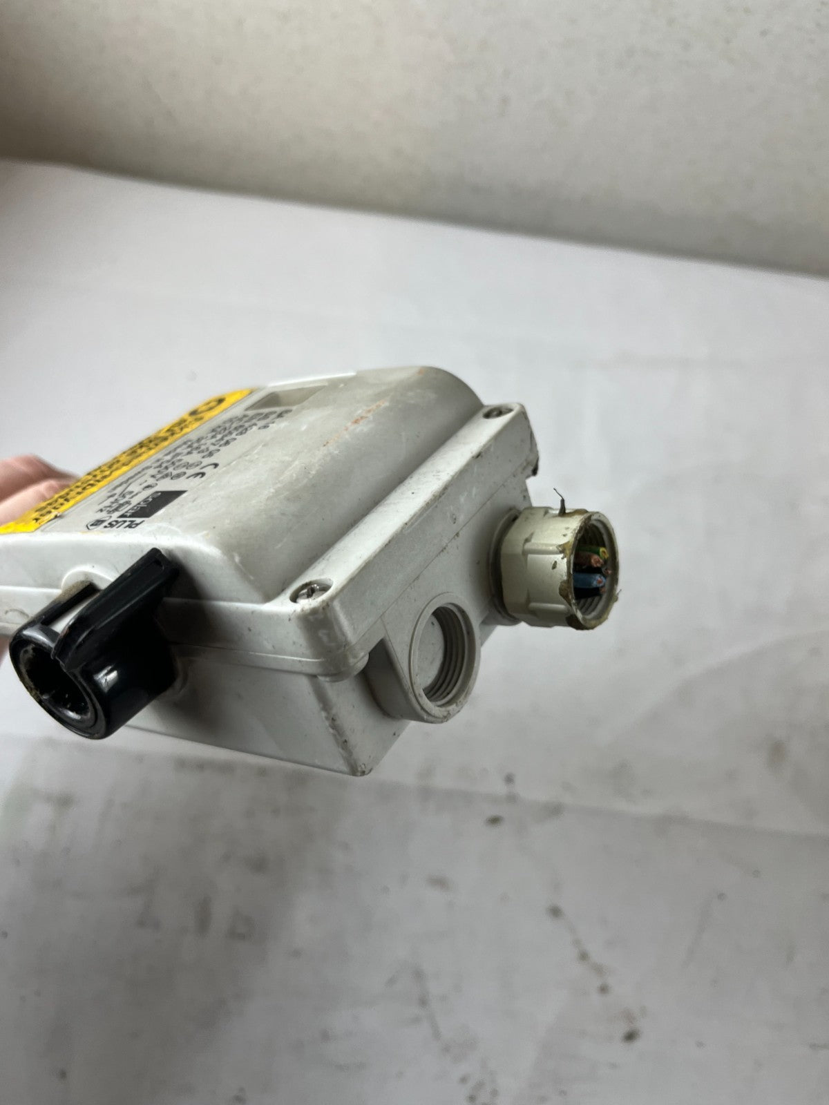 Solar Plus SA16 16A 500V AC‑23A Safety Switch Isolator IP54 Used Spare Unit