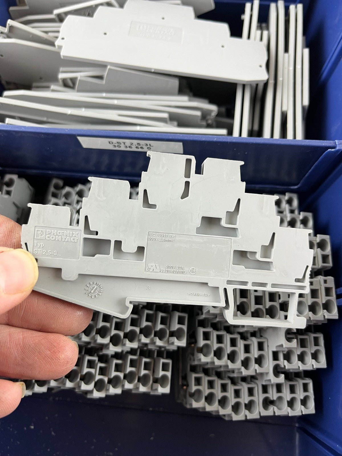 Phoenix Contact ST 2,5-3L Multi-Level DIN Rail Terminal Blocks 500V 20A Lot New