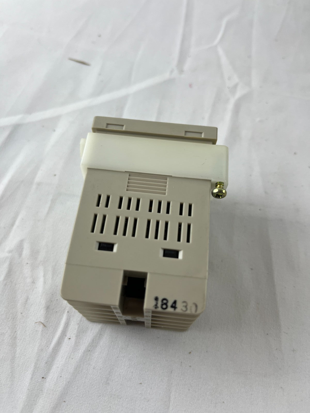 Omron H7CL-AD-500 Electronic Counter NEW 4-Digit LED DIN 48x48mm Japan NEW