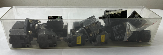 Siemens 3SE3 000-1A Limit Switch Bundle 500V 10A Mixed Lot, Used Spares