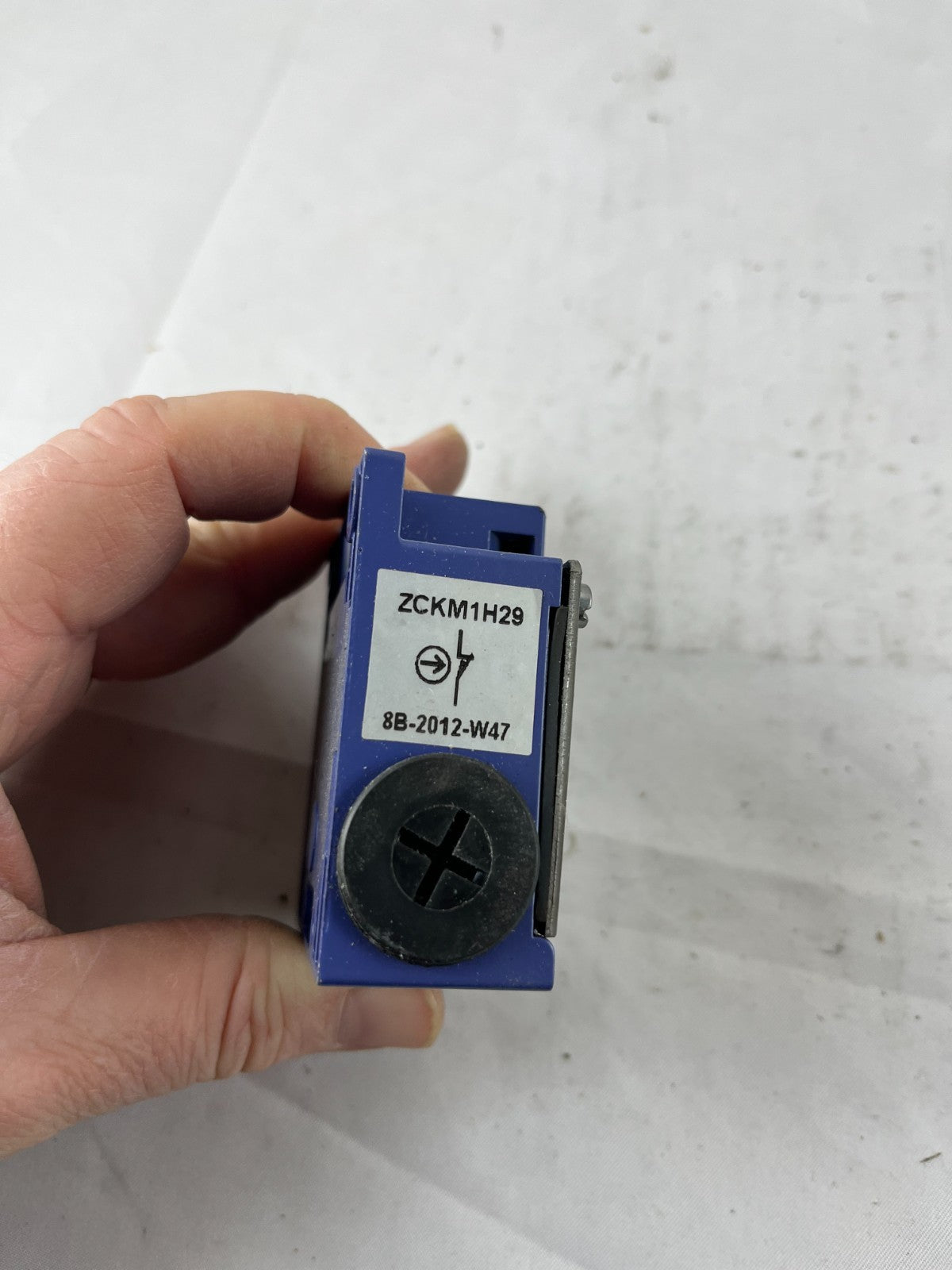 Telemecanique ZCKM1H29 Limit Switch Body XCKM 1NO+1NC Snap Action M20 IP66 Used