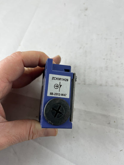Telemecanique ZCKM1H29 Limit Switch Body XCKM 1NO+1NC Snap Action M20 IP66 Used