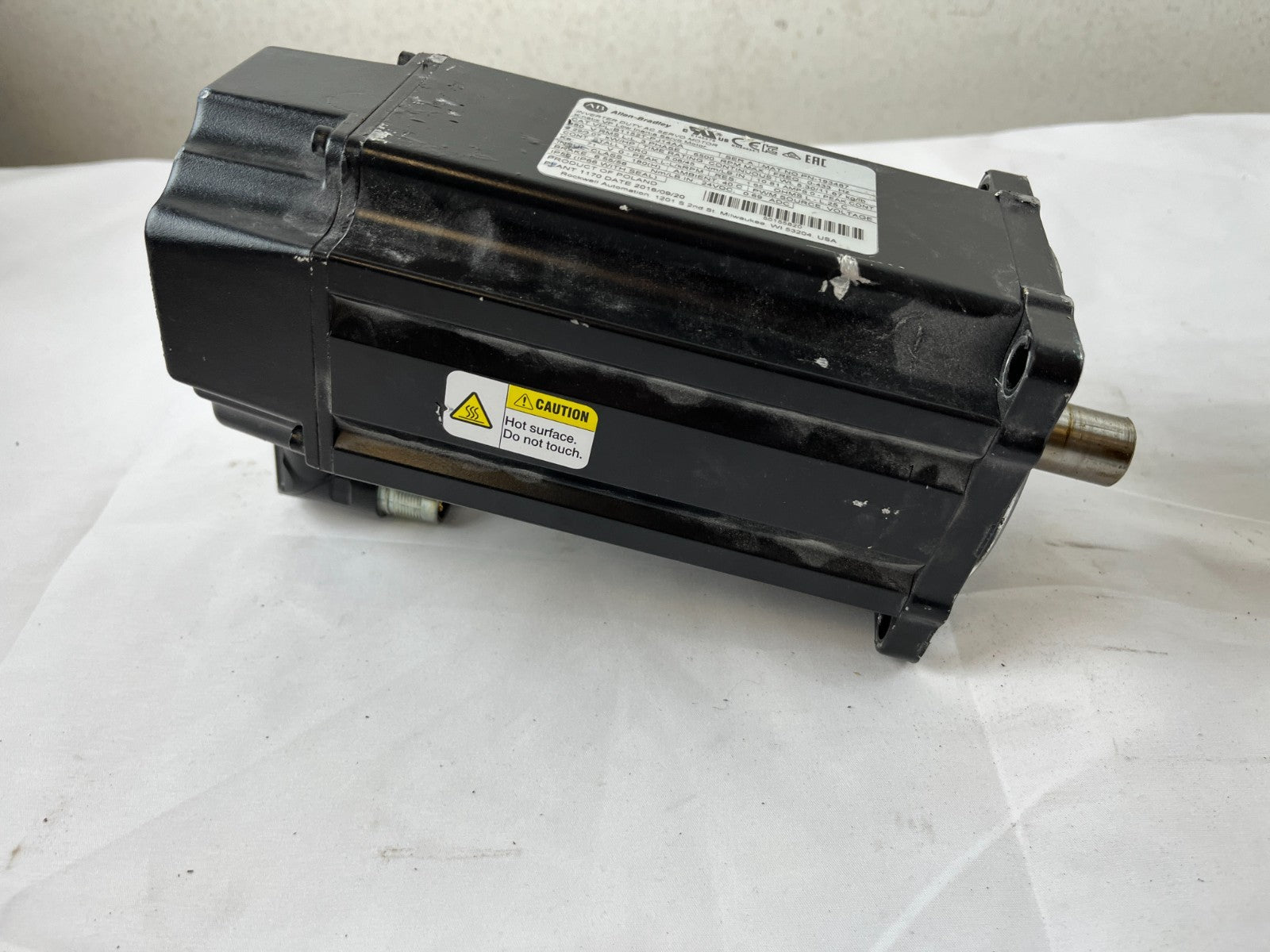 Allen-Bradley VPL-B1152T-PJ14AA Kinetix AC Servo Motor 3.07kW Brake Tested OK
