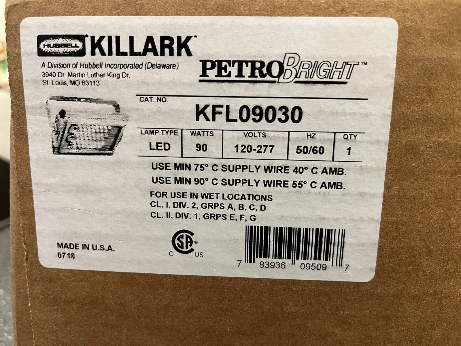 Killark PetroBright KFL09030 90W LED Hazardous Location Floodlight, 120-277V