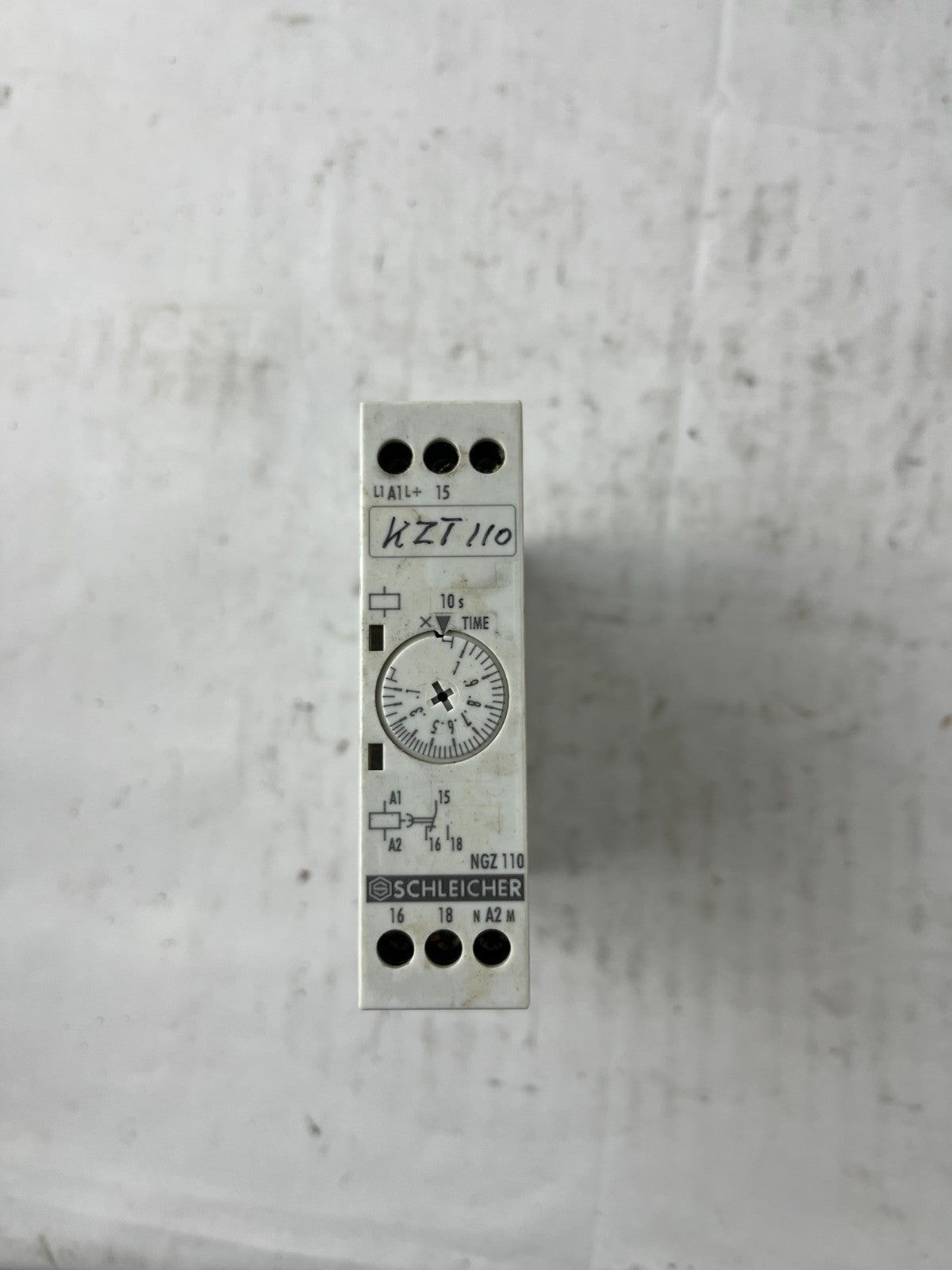 Schleicher NGZ 110 Timer Relay 230-240VAC 0.5-10s DIN Rail Used Spare Unit