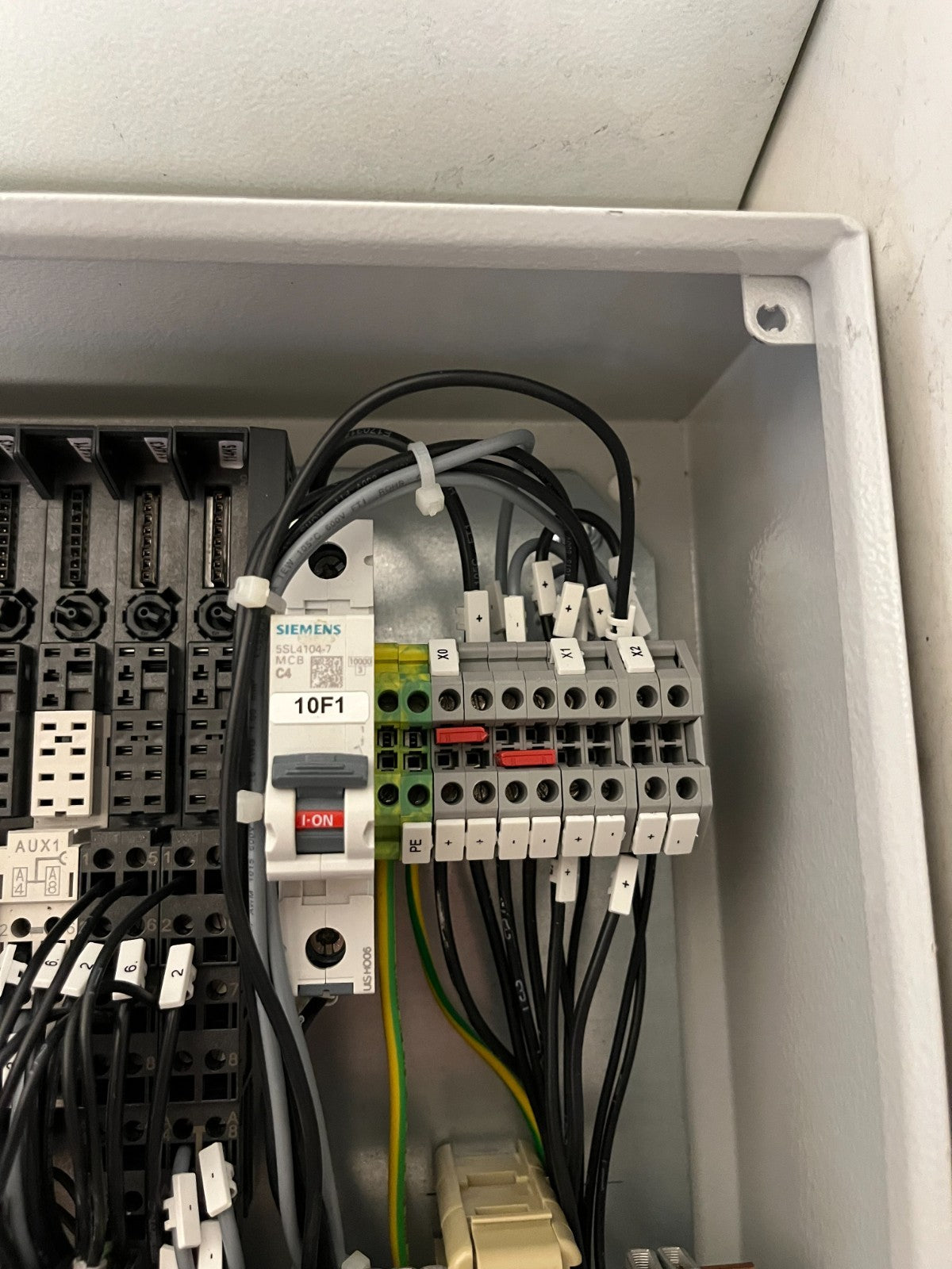 Siemens ET200S Panel IM161-3 PN High Feature Profinet IO w/ Terminal Blocks Only