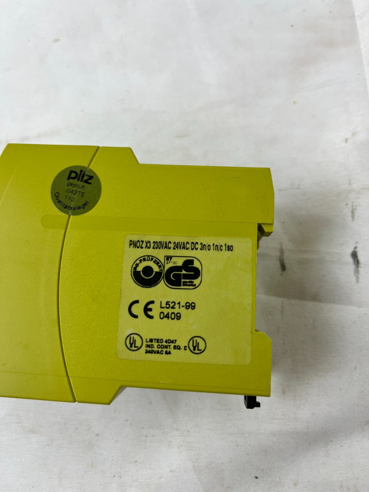Pilz PNOZ X3 Safety Relay 24VAC/DC 230VAC Emergency Stop Module Used Spare Unit