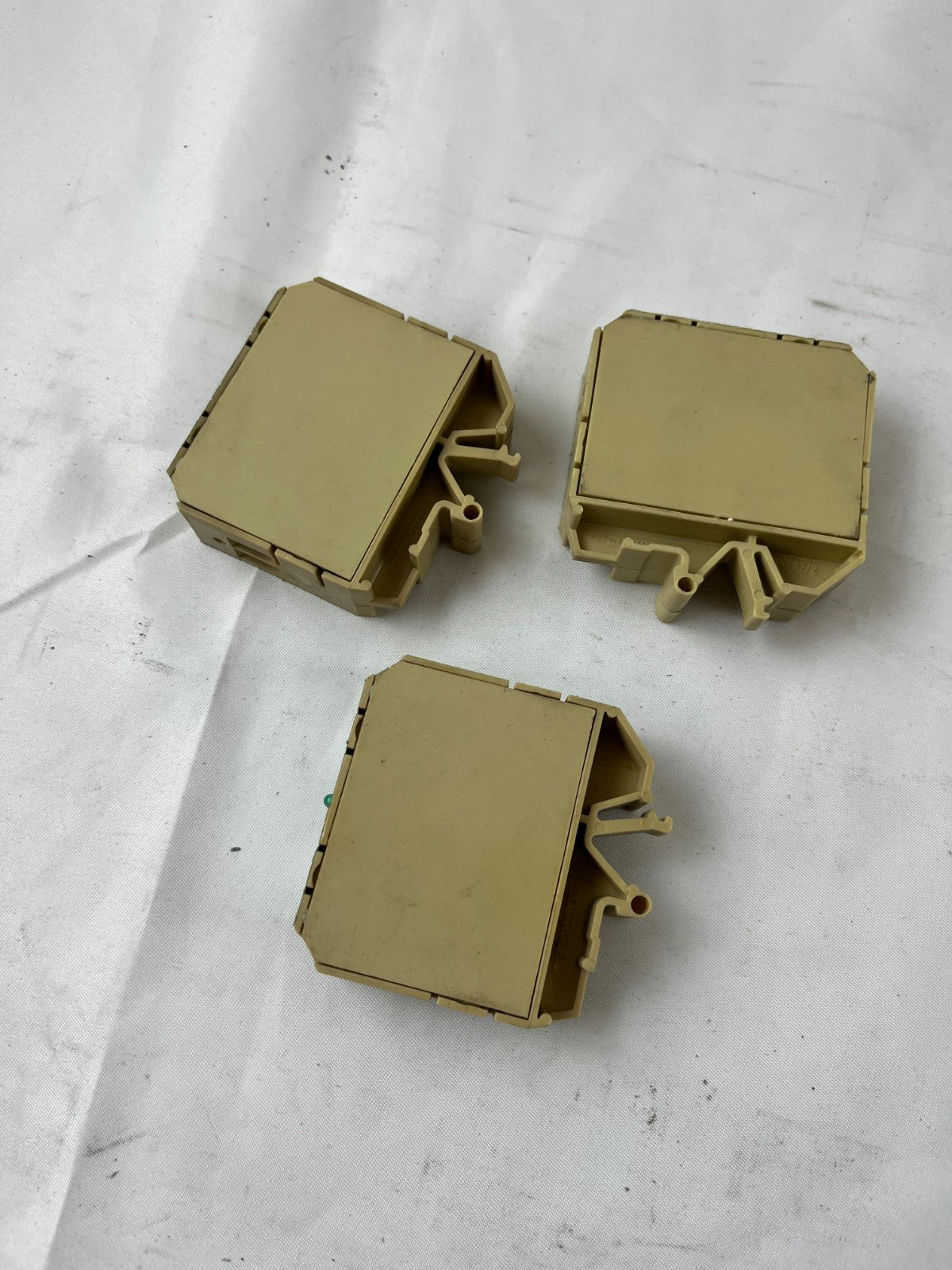3x Weidmüller EGO2 TS32/TS35 Interface Optocoupler Module 220V AC to 48V 100mA