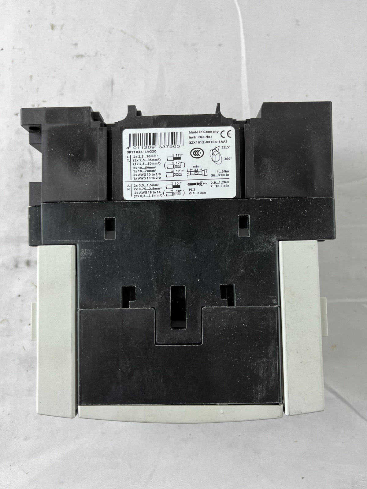 Siemens 3RT1044-1AG20 Sirius Power Contactor 3-Pole 65A AC-3 110V Coil Used