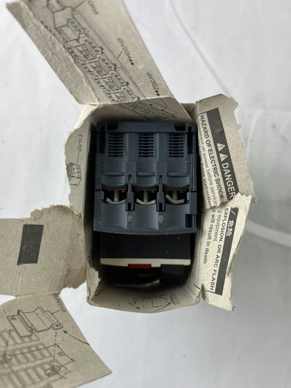 Schneider Electric GV2ME05 TeSys Motor Circuit Breaker 0.63-1A 3P 100kA NEW