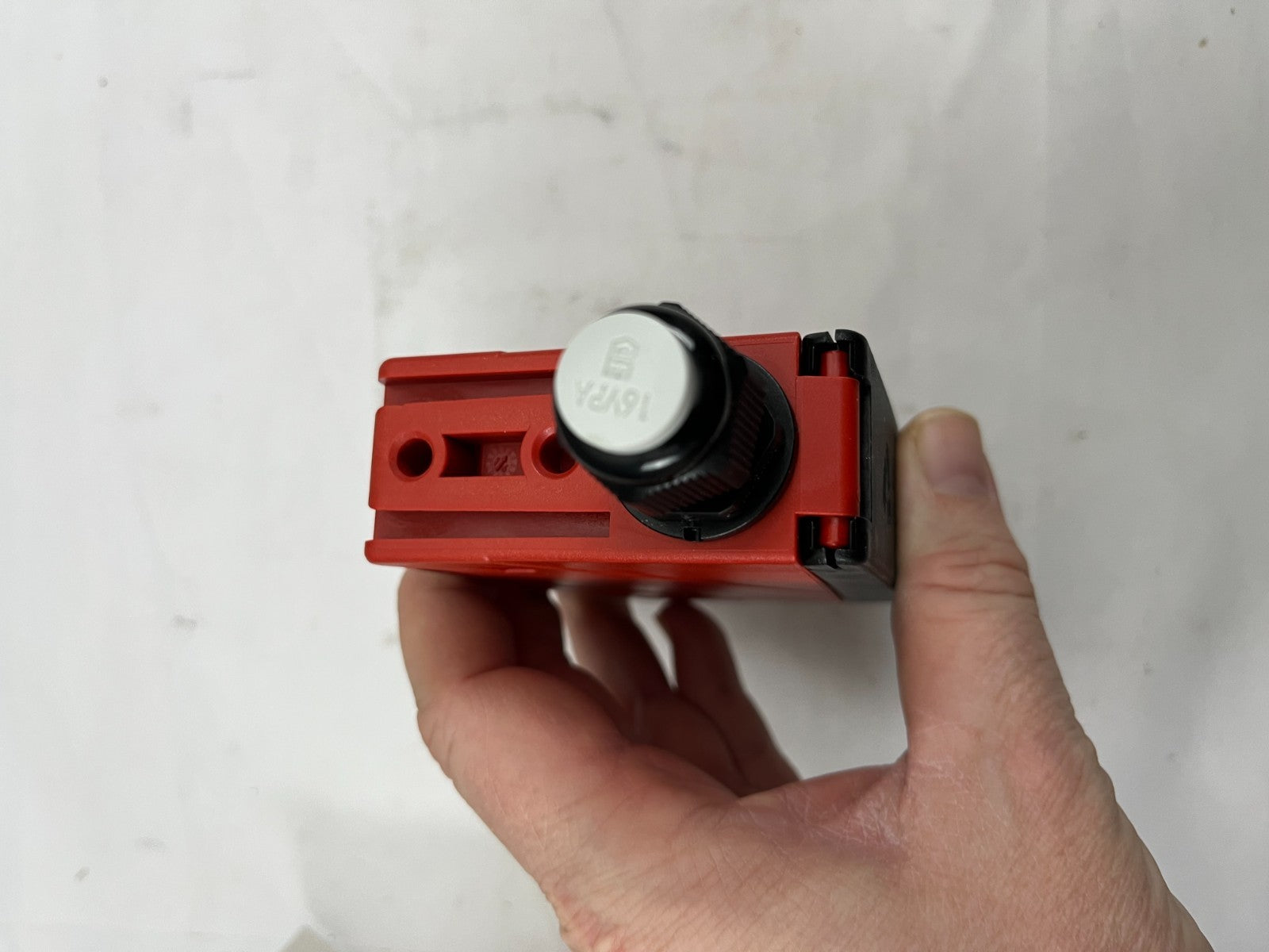 Leuze PRK 98/KR-3428-25 Retro-Reflective Photoelectric Sensor 20–230V AC/DC, New