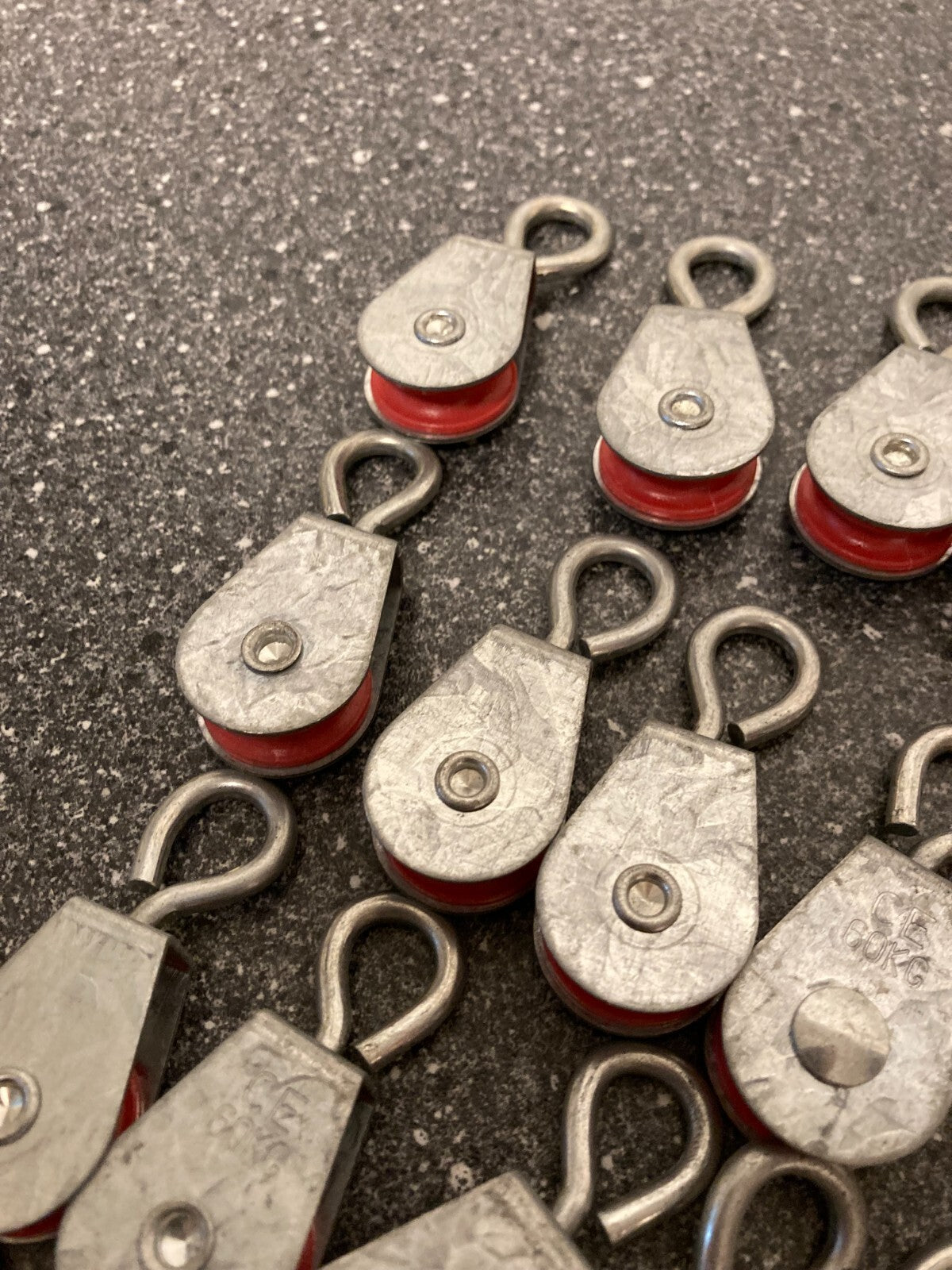 Lot of 25x Heavy Duty Small Pulleys - CE Marked, 60kg Capacity Each - Metal
