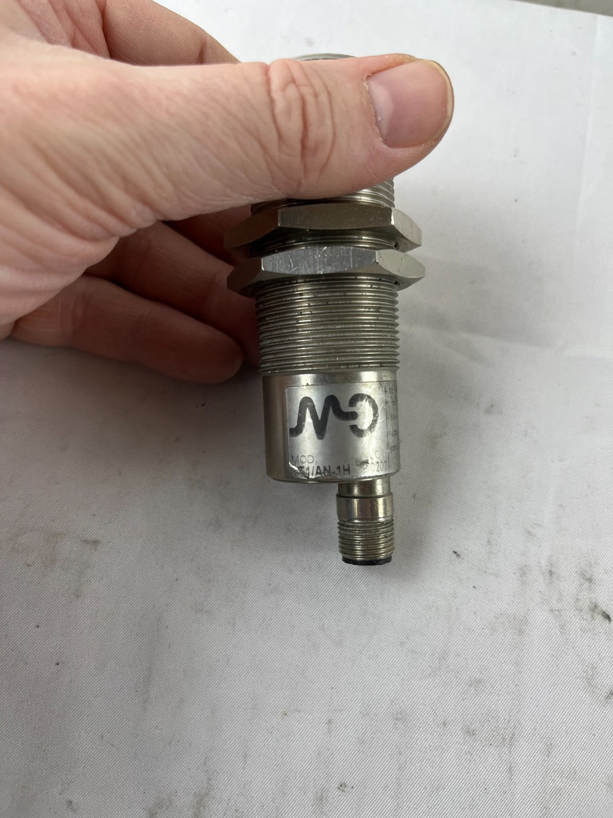 CNE TWAN 1H Inductive Proximity Sensor M30 10-30VDC M12 Used Spare Unit