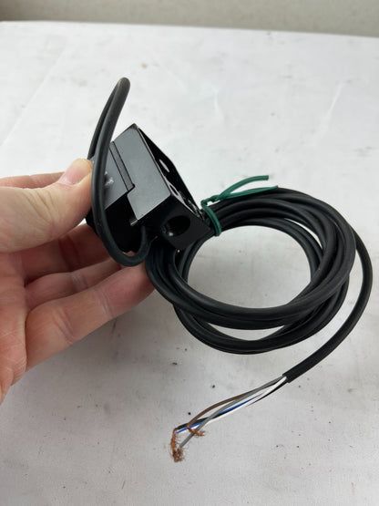 Panasonic SUNX DP2-40E Digital Vacuum Pressure Switch -101.3kPa Flat 24VDC Japan