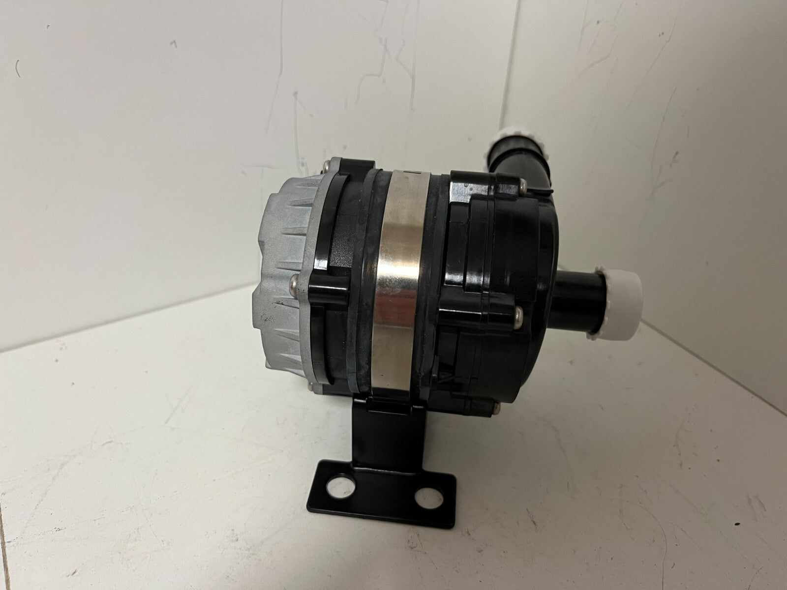 PPS GF40 Electric Coolant Pump Water Pump High Temp Resistant New Unused