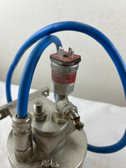 Siemens Sitrans F C Massflo Mass 2100 7ME4100-1AD10-1AA1 Coriolis Flow Sensor
