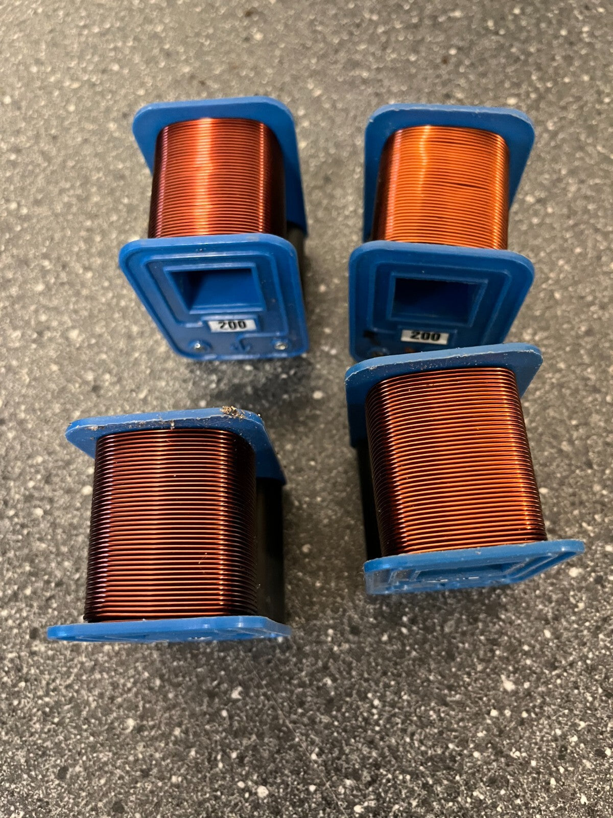 Lot of 4 Vintage 200 Current Transformers Blue Industrial Components