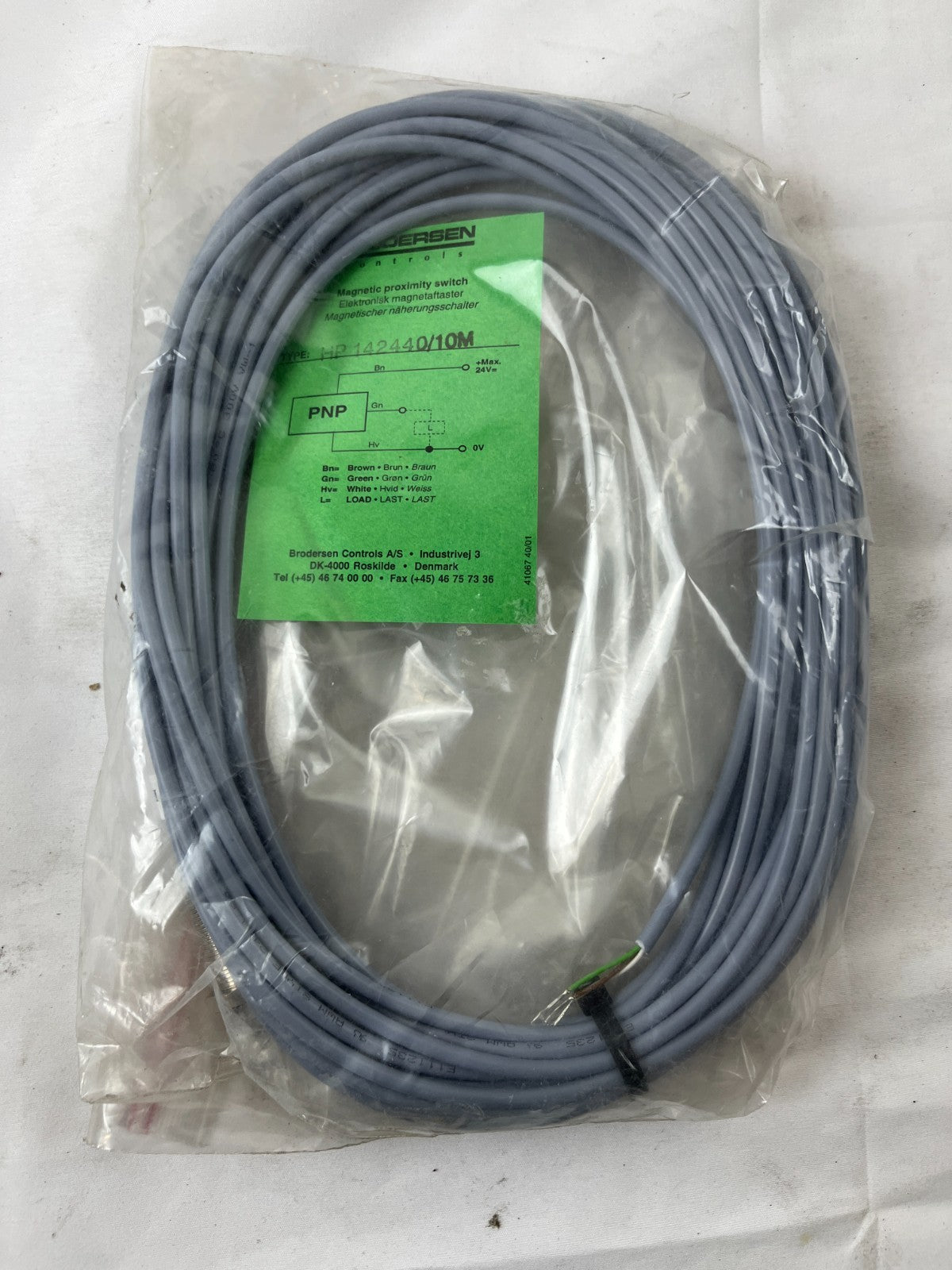 Brodersen HP142440/10M Magnetic Proximity Switch PNP 24V 10M New Sealed Unit