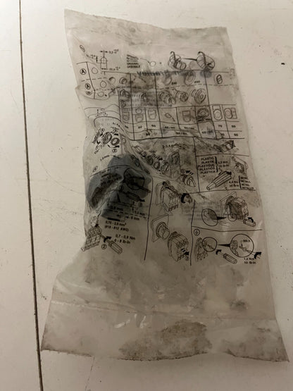 Allen-Bradley 800FP-F9 Flush Push Button, 22mm, IP66, NEW OEM Bag 1 Piece