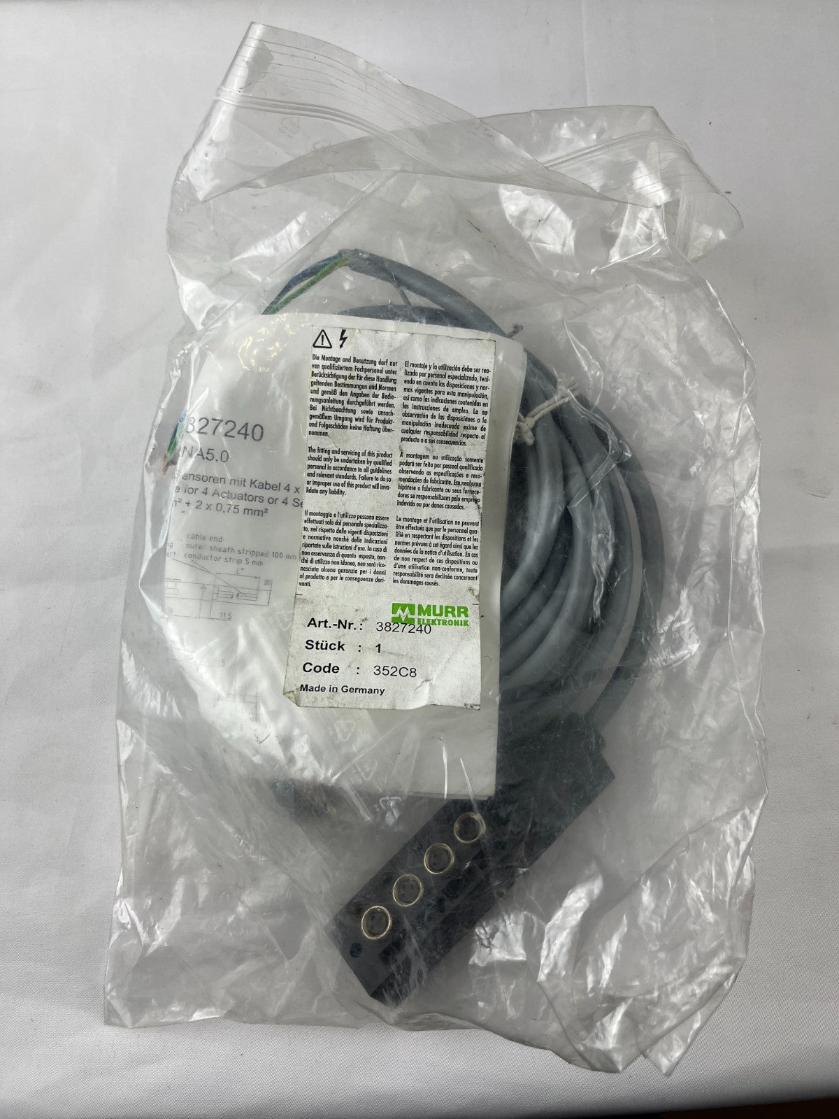 Murr Elektronik 3827240 Passive Distribution Box 4xM8 3-Pole 5m Cable MVH4S-RNA5