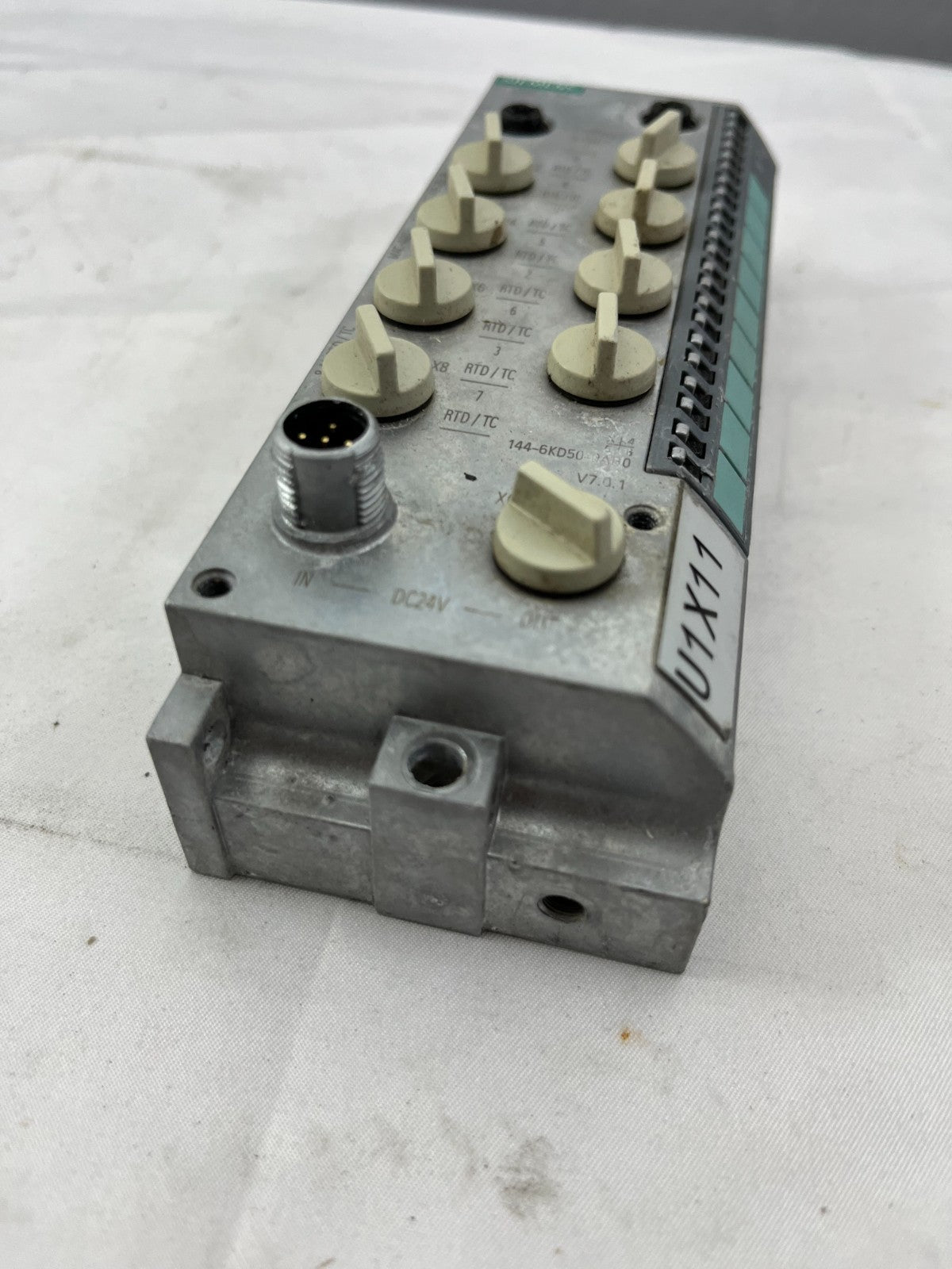 Siemens ET200eco PN Analog Input Module 8AI RTD/TC 144-6KD50-0AB0 IP67 Used